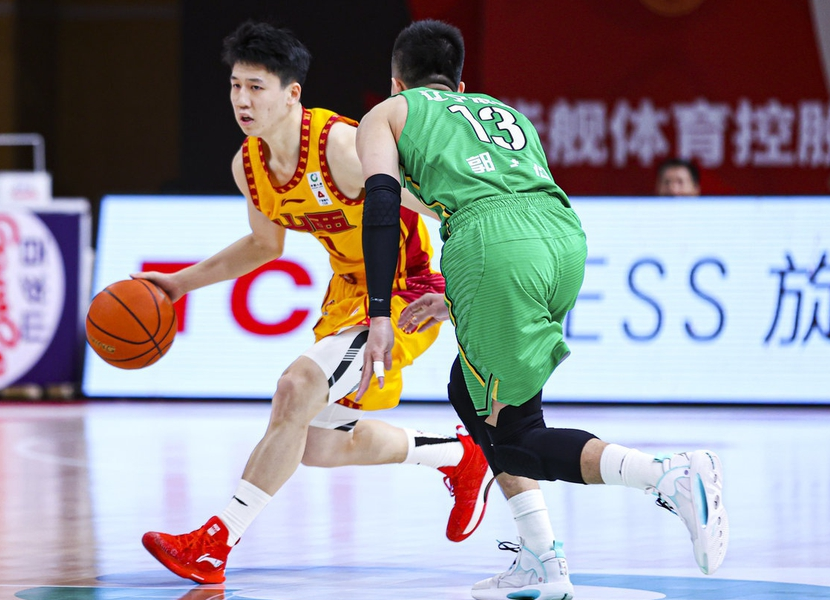 CBA常规赛集结日走向成谜，明尼苏达森林狼队长鼓劲，悬念犹存，临场指挥获称赞的简单介绍-九游